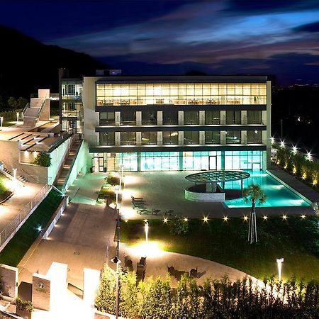Fonte Del Benessere Resort カステルペトローゾ エクステリア 写真