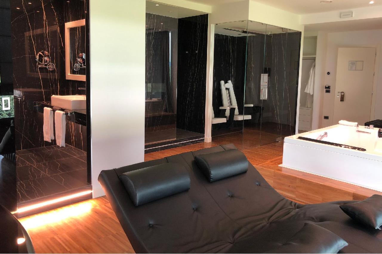 Fonte Del Benessere Resort カステルペトローゾ エクステリア 写真